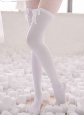 伦理年轻老师g李采潭_高清视频在线观看