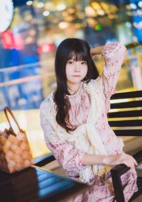 大胸女友韩国电影_BD韩语视频大全