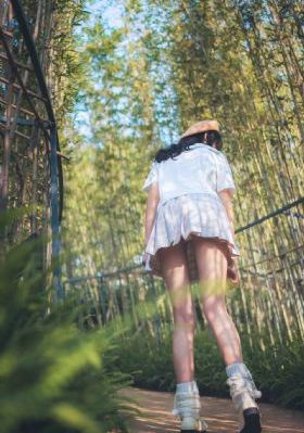 年轻的嫂子电影免费观看_高清免费观看视频