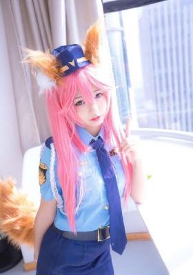邻家大贱谍_720全集在线观看
